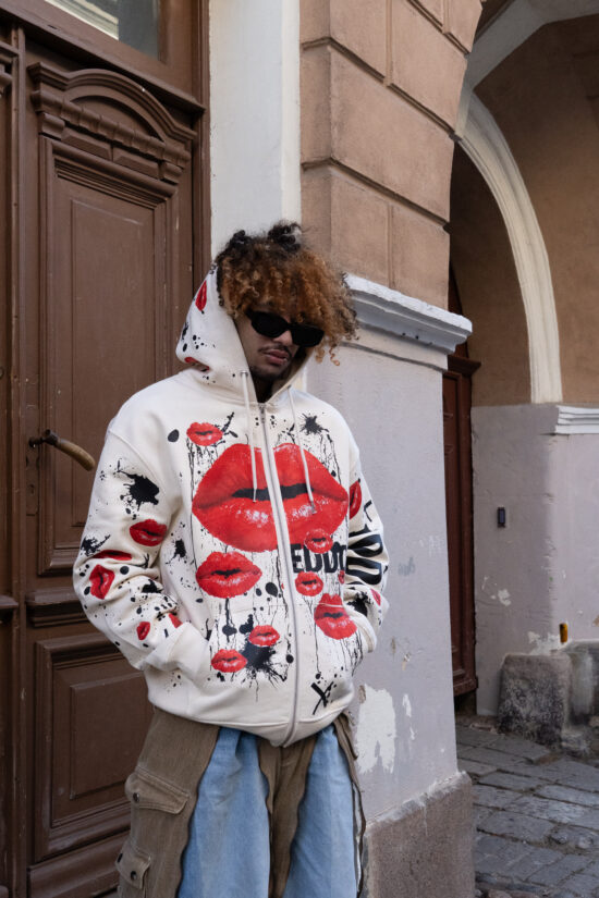 UNISEX Džemperis SU UžtrAUKTUKU URBAN KISS